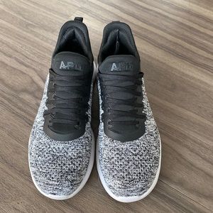 APL Women’s Techloom Tracer